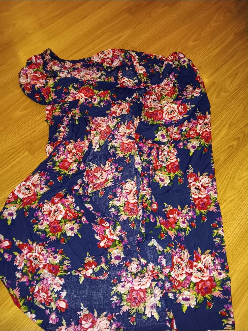 Women’s Navy Floral kimono